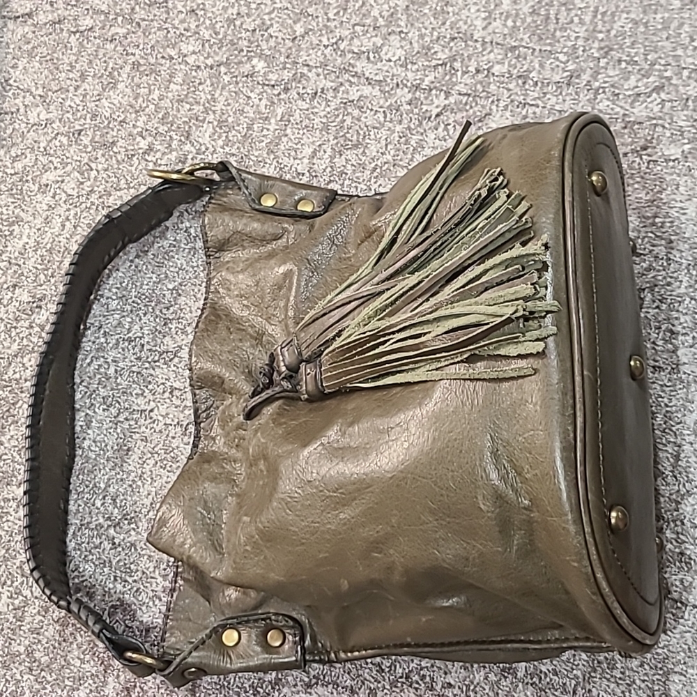 Particia Nash crossbody hobo puse